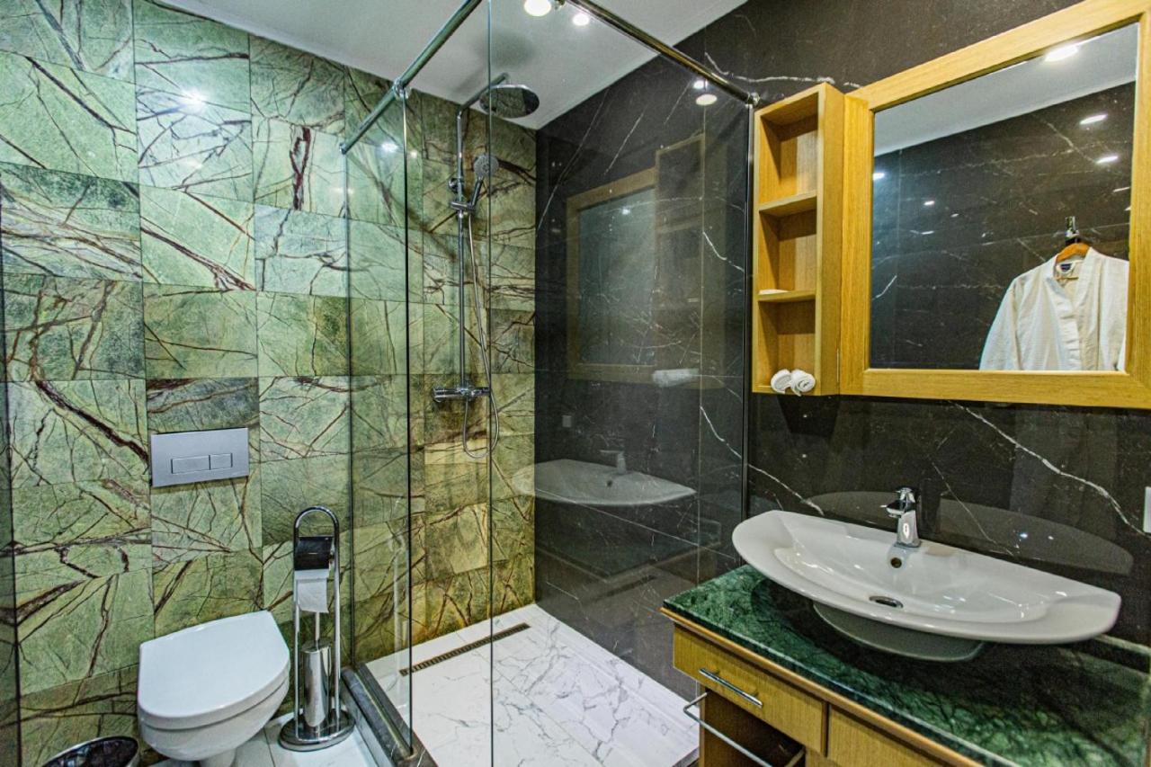 Shera Park Boutique Hotel Αλμάτι Εξωτερικό φωτογραφία
