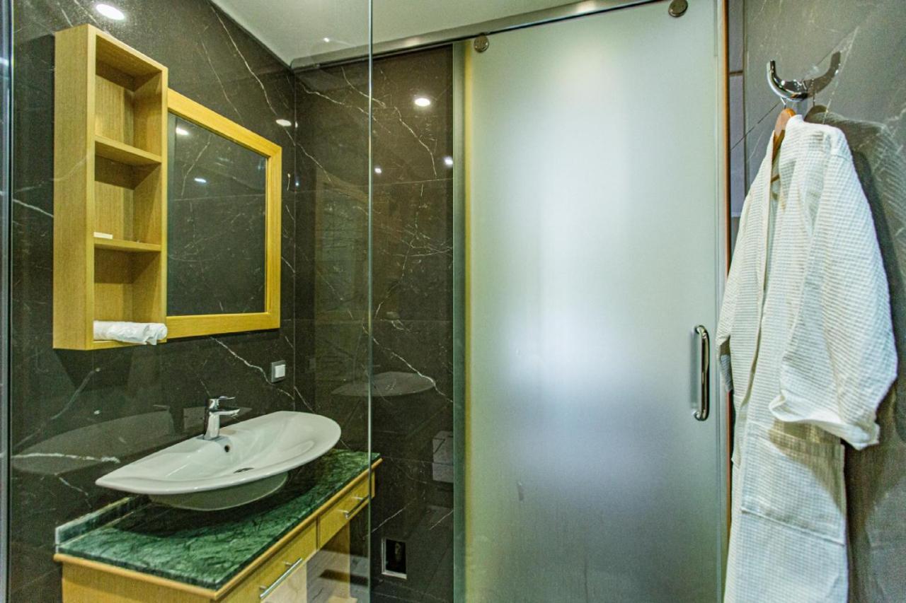Shera Park Boutique Hotel Αλμάτι Εξωτερικό φωτογραφία
